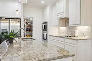 1084 Justin Dr, Springtown, TX 76082 - Photo 7