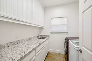 1084 Justin Dr, Springtown, TX 76082 - Photo 17