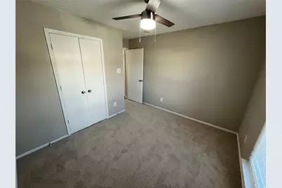 3840 Scarsdale Lane, Dallas, TX 75227 - Photo 17