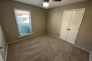 3840 Scarsdale Ln, Dallas, TX 75227 - Photo 13