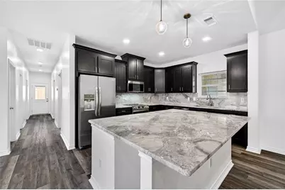 1809 Bluebonnet Avenue, Denison, TX 75020 - Photo 9