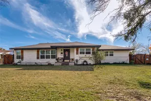 5732 Monterrey Dr, Fort Worth, TX 76112 - Photo 1