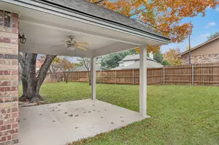 702 Giltin Ct, Arlington, TX 76006 - Photo 29