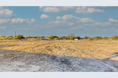 9228 Sunrise Drive, Fort Worth, TX 76134 - Photo 27