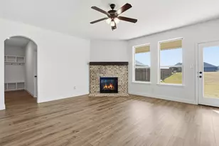 11701 Blackfoot Ct, Godley, TX 76044 - Photo 13