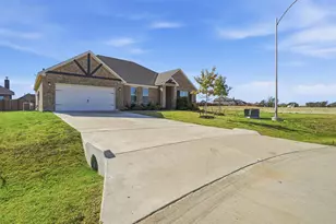 11701 Blackfoot Ct, Godley, TX 76044 - Photo 5