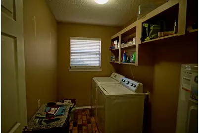 152 County Road 45850, Blossom, TX 75416 - Photo 15