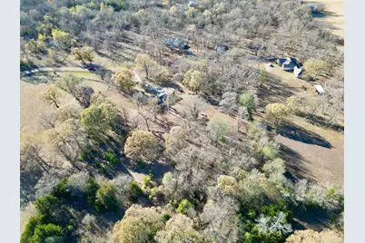 152 County Road 45850, Blossom, TX 75416 - Photo 21