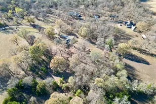 152 County Rd 45850, Blossom, TX 75416 - Photo 21