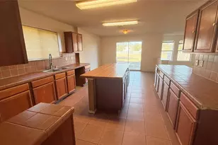 7105 Lake Roberts Way, Arlington, TX 76002 - Photo 9