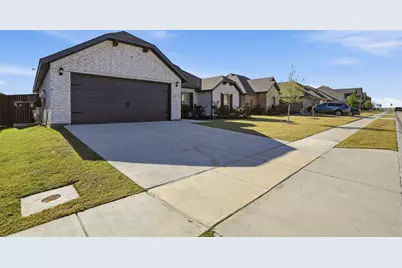 1027 Moss Grove Trail, Justin, TX 76247 - Photo 3