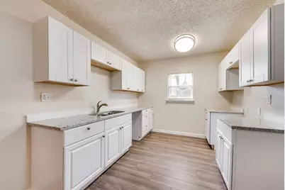 2818 Oakdale Street, Dallas, TX 75215 - Photo 9