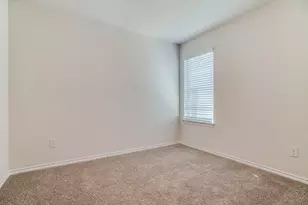 1328 Briar Hl Dr, Denton, TX 76207 - Photo 9