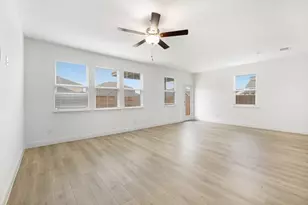 15049 Hierba Mora Dr, Fort Worth, TX 76052 - Photo 9