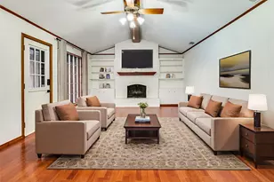 1910 Jamestown Ct, Arlington, TX 76013 - Photo 11