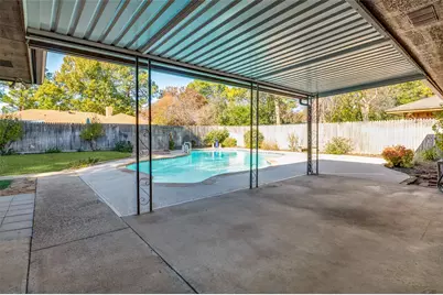 1910 Jamestown Court, Arlington, TX 76013 - Photo 37