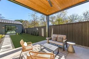 7410 Kenwell St, Dallas, TX 75209 - Photo 37