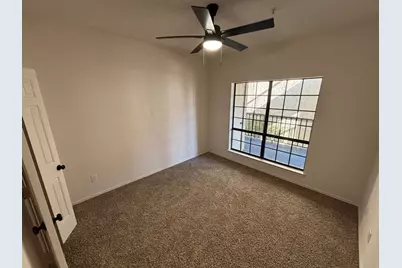 4800 W Lovers Lane #212, Dallas, TX 75209 - Photo 11