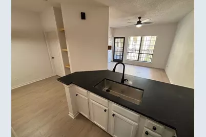 4800 W Lovers Lane #212, Dallas, TX 75209 - Photo 9