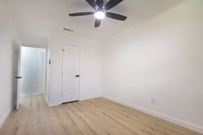 10023 Kirkhaven Drive, Dallas, TX 75238 - Photo 21