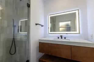 10023 Kirkhaven Dr, Dallas, TX 75238 - Photo 17