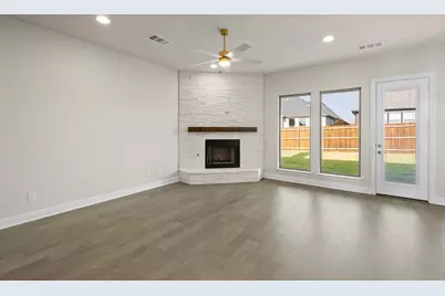 2608 Lila, Burleson, TX 76028 - Photo 17