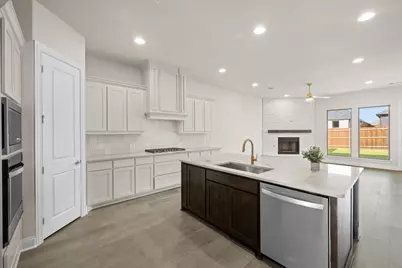 2608 Lila, Burleson, TX 76028 - Photo 13