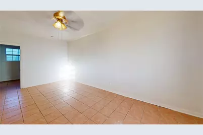 2021 Gurley Avenue, Waco, TX 76706 - Photo 9