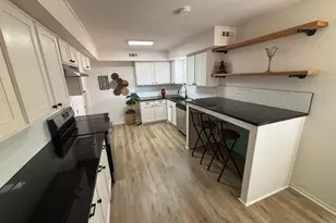 10530 Stone Canyon Rd, Dallas, TX 75230 - Photo 15