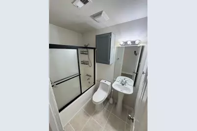 806 E 10th Street, Bonham, TX 75418 - Photo 13