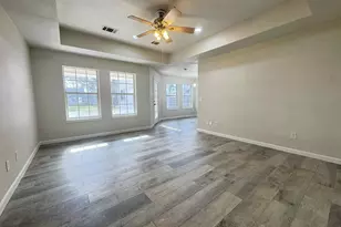 806 E 10th St, Bonham, TX 75418 - Photo 7