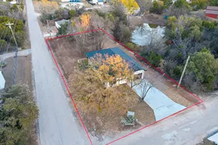 5901 S Lakeside Hills Ct, Granbury, TX 76048 - Photo 33