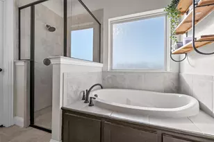 903 Dublin Ct, McGregor, TX 76657 - Photo 25