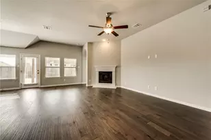 1632 Yellowthroat Dr, Little Elm, TX 75068 - Photo 7