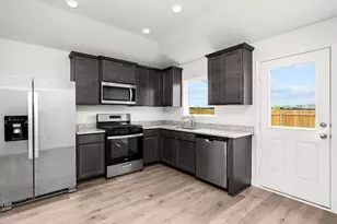 8412 White Wolf Trl, Ponder, TX 76259 - Photo 3