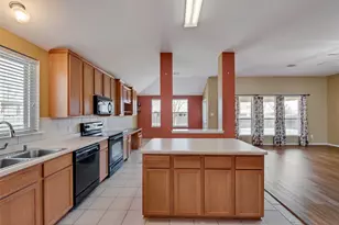 315 Red Oak Ct, Forney, TX 75126 - Photo 9