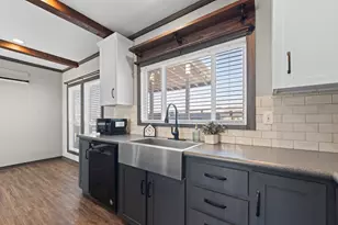 10217 County Rd 418, Grandview, TX 76050 - Photo 17