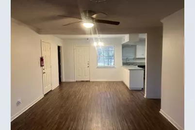 1613 Martel Avenue, Fort Worth, TX 76103 - Photo 3