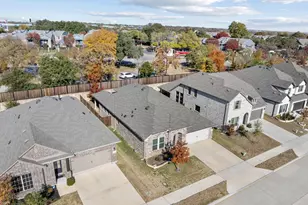 8617 Keeneland Dr, Fort Worth, TX 76120 - Photo 27