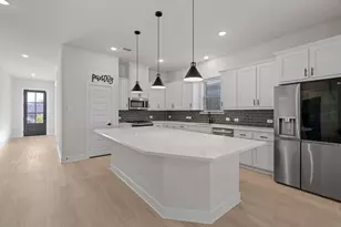 8617 Keeneland Dr, Fort Worth, TX 76120 - Photo 11