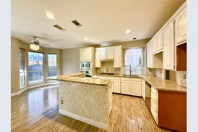 2301 Mapleleaf Lane, Flower Mound, TX 75028 - Photo 11