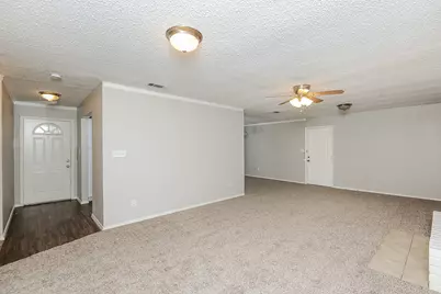 3001 Rufe Snow Drive, Richland Hills, TX 76118 - Photo 3