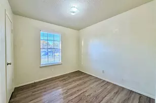 504 Campbell Ln, Denton, TX 76209 - Photo 11