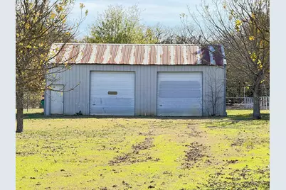 529 Morris Lane, Greenville, TX 75402 - Photo 37
