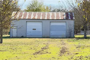 529 Morris Ln, Greenville, TX 75402 - Photo 37