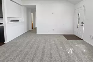 1307 Lynnwood Dr, Cleburne, TX 76033 - Photo 3