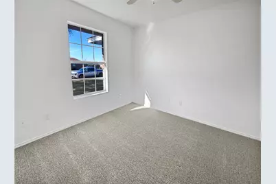 1307 Lynnwood Drive, Cleburne, TX 76033 - Photo 9