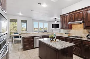 2313 Frosted Willow Ln, Fort Worth, TX 76177 - Photo 7