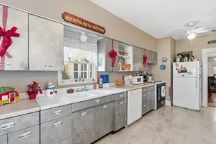 203 E Oak St, Weatherford, TX 76086 - Photo 15