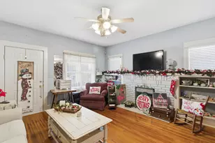 203 E Oak St, Weatherford, TX 76086 - Photo 9